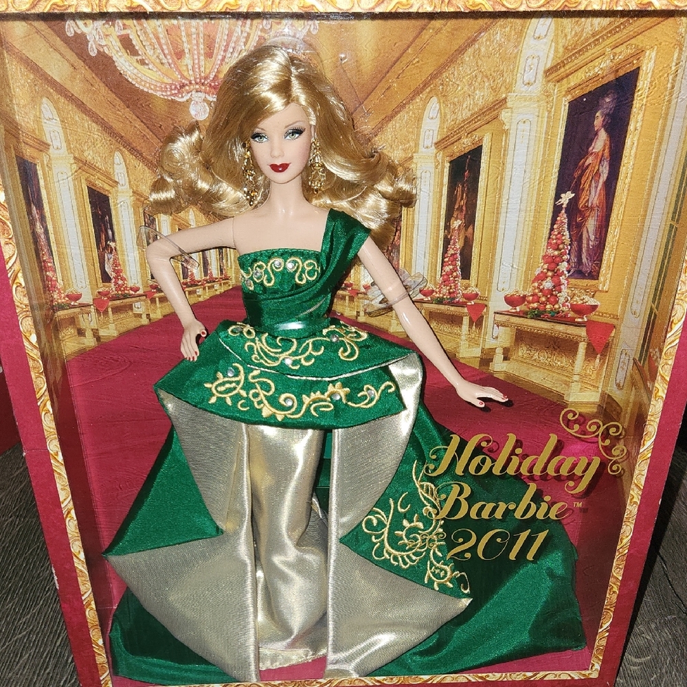 Barbie Holiday Doll in Green and Gold Gown